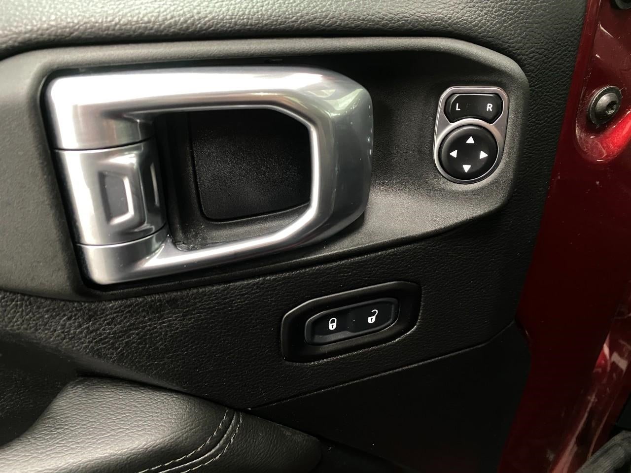 2021 Jeep Wrangler Unlimited Sahara Altitude 4x4