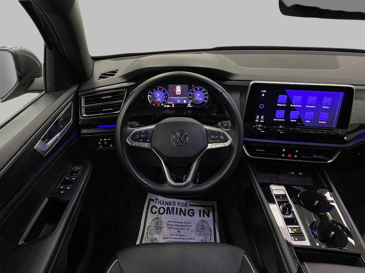 2025 Volkswagen Atlas Cross Sport 2.0T SEL Premium R-Line 4MOTION