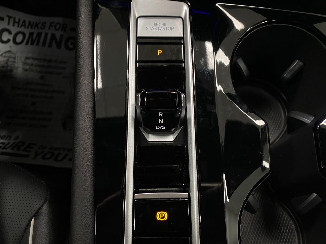 2025 Volkswagen Atlas Cross Sport 2.0T SEL Premium R-Line 4MOTION