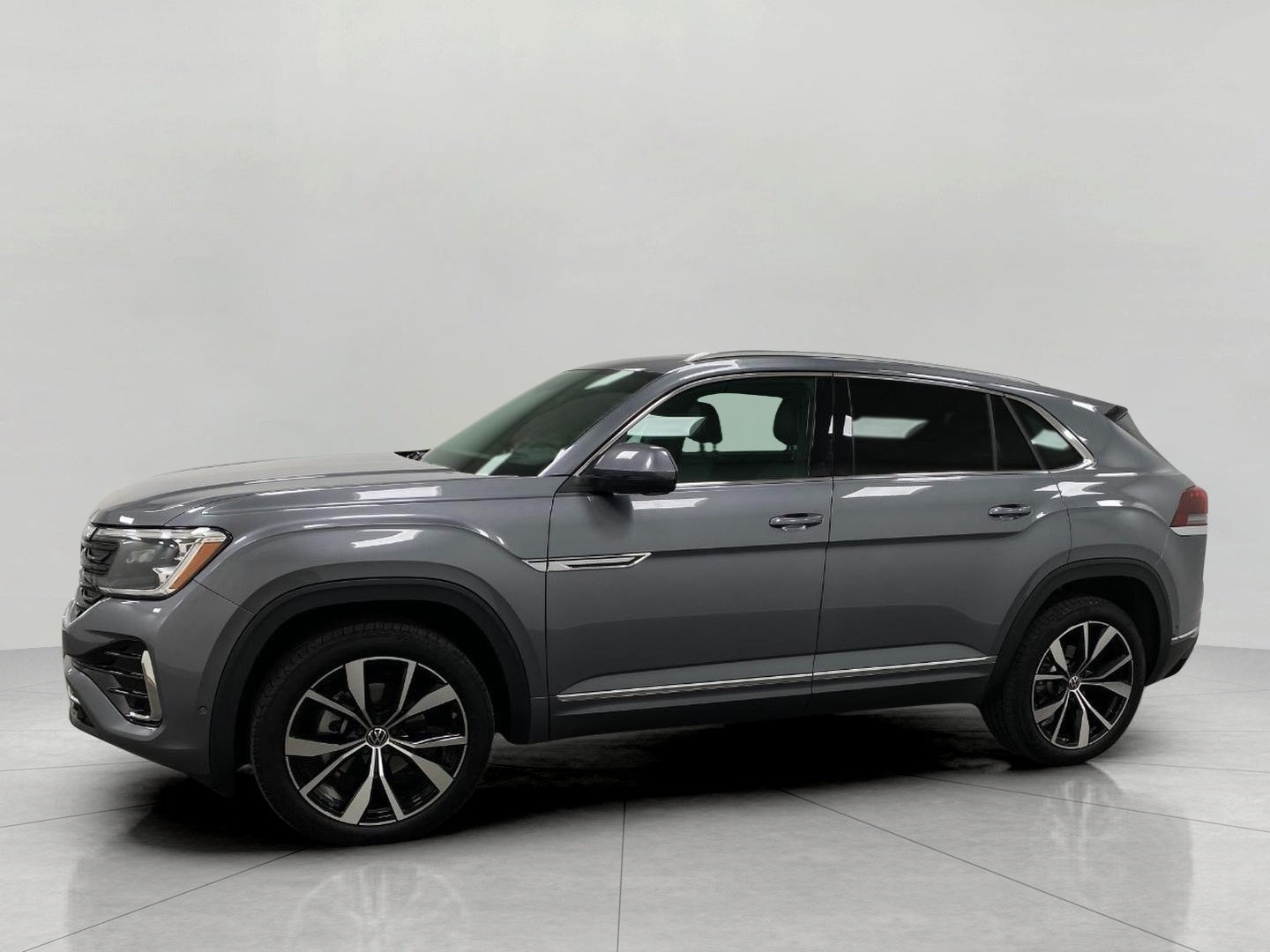 2025 Volkswagen Atlas Cross Sport 2.0T SEL Premium R-Line 4MOTION