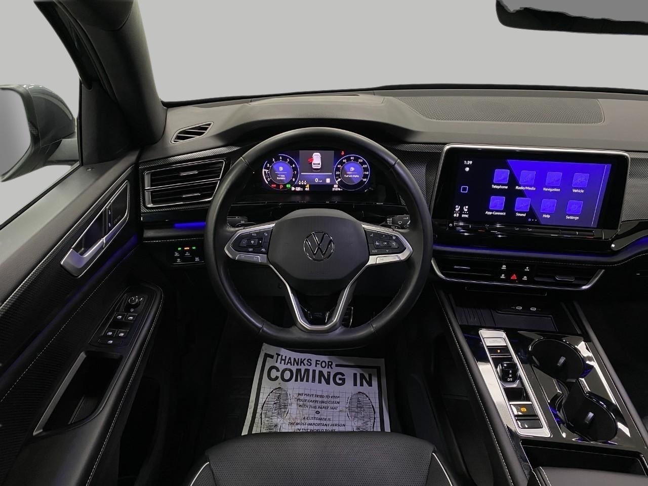 2025 Volkswagen Atlas Cross Sport 2.0T SEL Premium R-Line 4MOTION