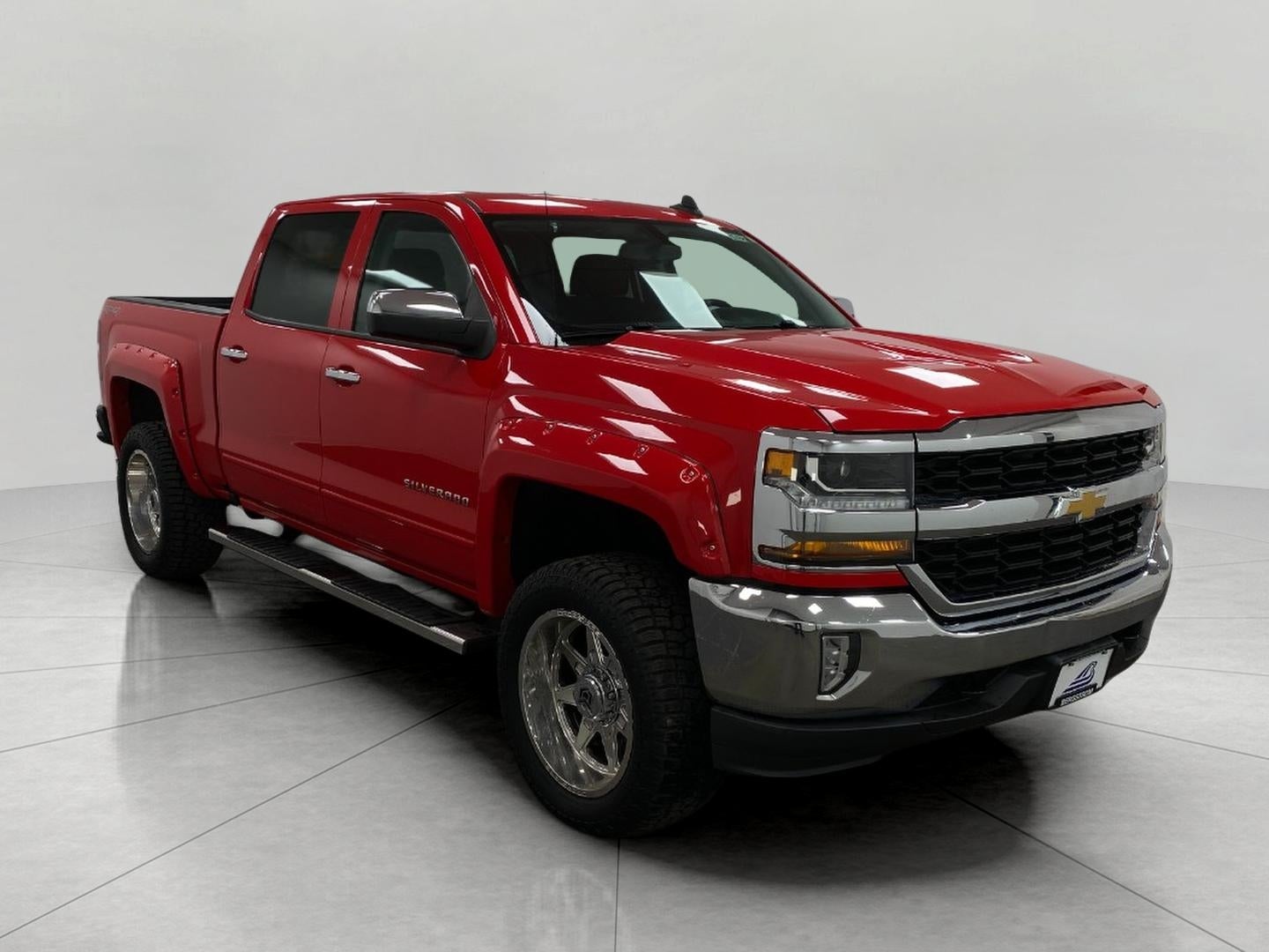 2017 Chevrolet SILVERADO 1500 CREW CAB PICKUP - SHORT BED