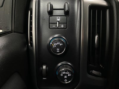 2017 Chevrolet SILVERADO 1500 CREW CAB PICKUP - SHORT BED