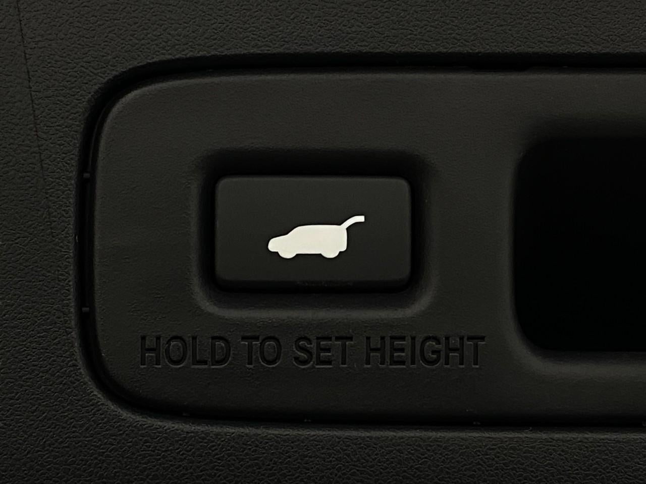 2026 Acura ADX AWD w/A-Spec Advance Package