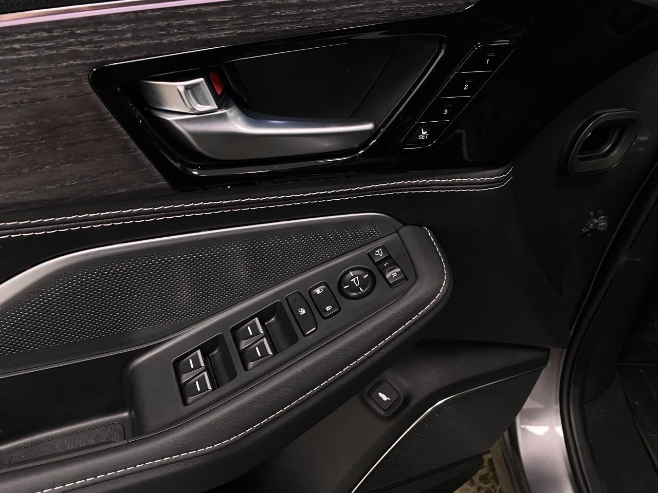 2026 Acura MDX SH-AWD w/Advance Package