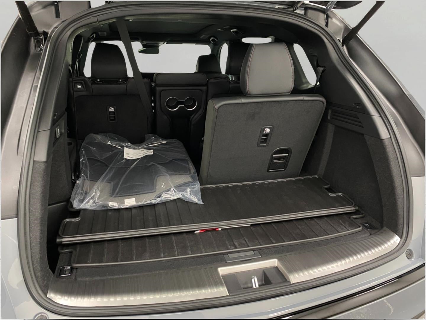 2026 Acura MDX SH-AWD w/A-Spec Advance Package