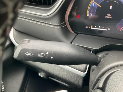 2025 Jeep Grand Cherokee GRAND CHEROKEE L LAREDO X 4X4