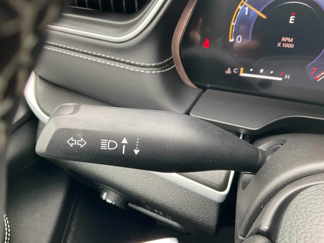 2025 Jeep Grand Cherokee GRAND CHEROKEE L LAREDO X 4X4