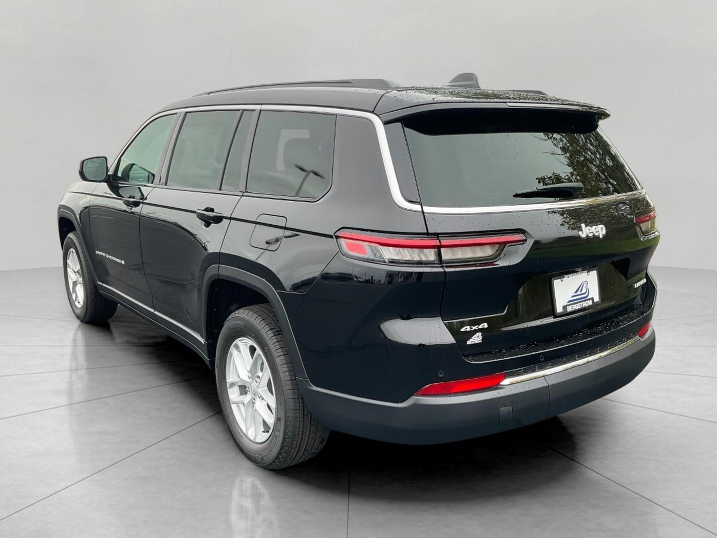 2025 Jeep Grand Cherokee GRAND CHEROKEE L LAREDO X 4X4