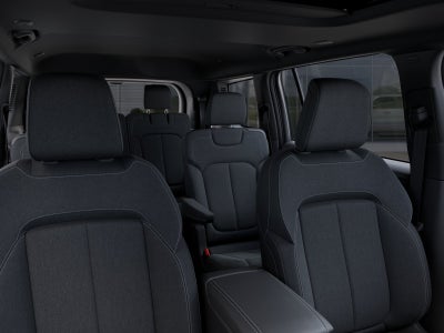 2025 Jeep Grand Cherokee GRAND CHEROKEE L LAREDO X 4X4