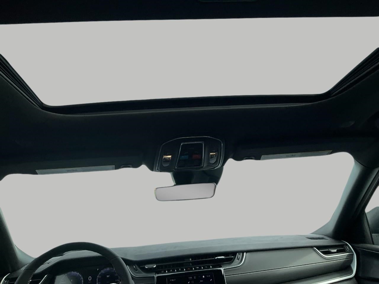 2025 Jeep Grand Cherokee GRAND CHEROKEE L LAREDO X 4X4