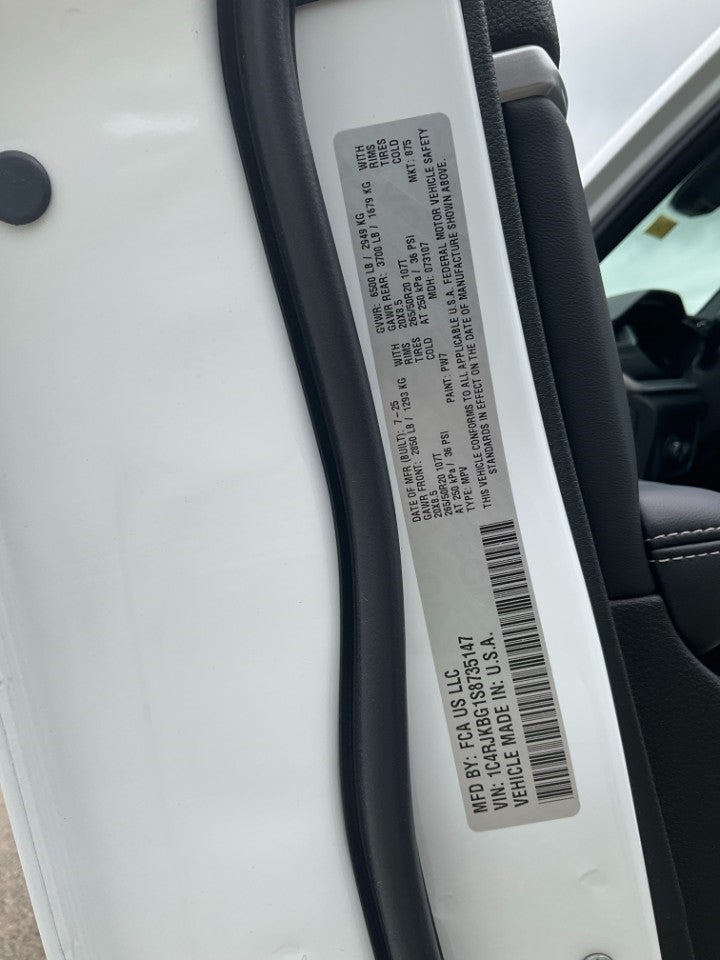 2025 Jeep Grand Cherokee GRAND CHEROKEE L LIMITED 4X4