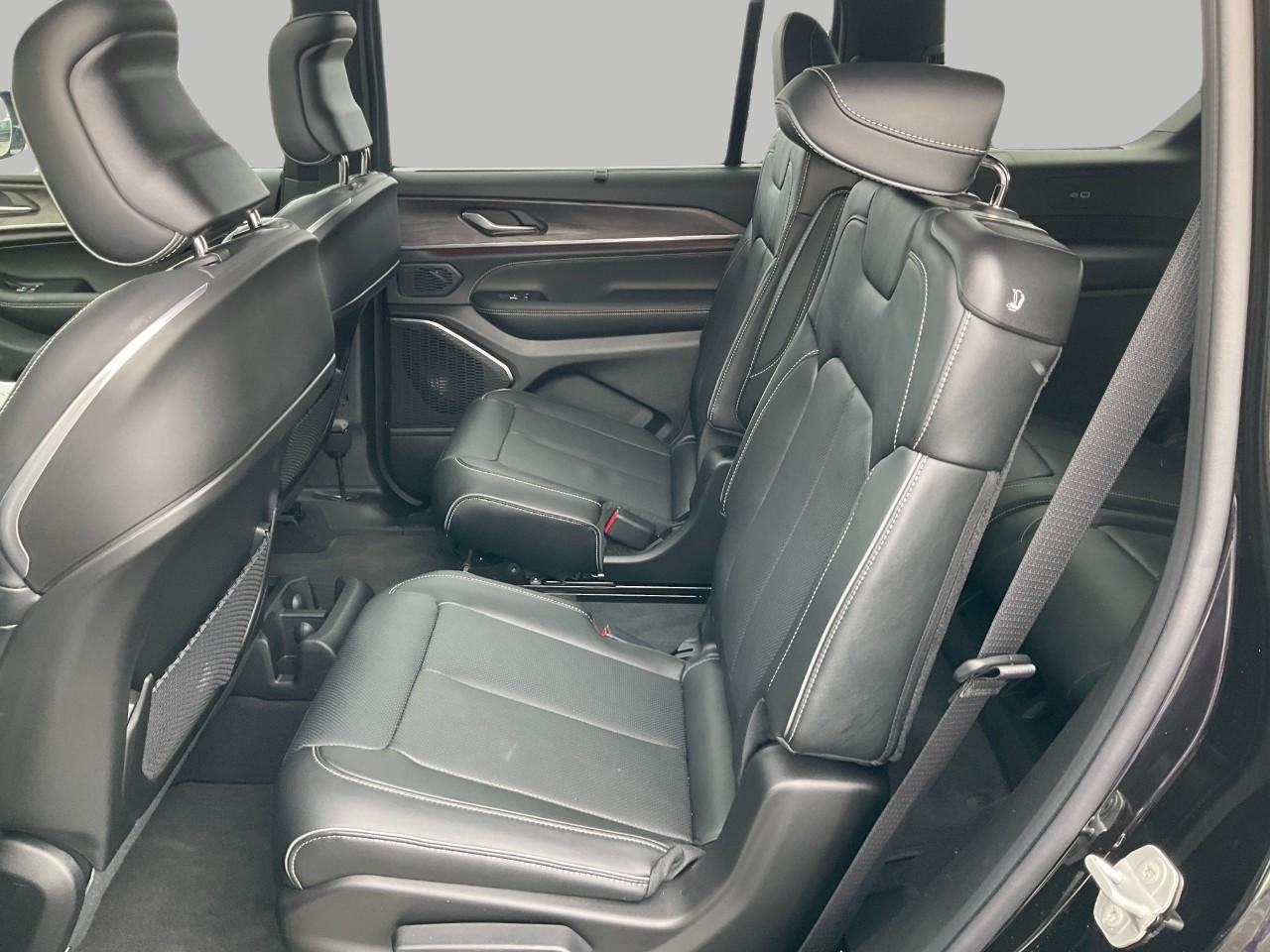 2025 Jeep Grand Cherokee GRAND CHEROKEE L OVERLAND 4X4