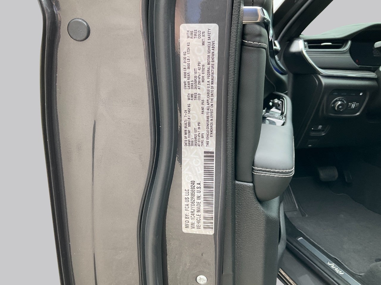 2024 Jeep Grand Cherokee 4xe Overland 4x4