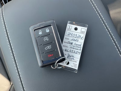 2024 Jeep Grand Cherokee 4xe Overland 4x4