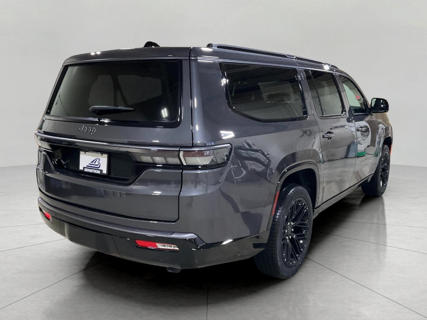 2026 Jeep Grand Wagoneer GRAND WAGONEER L LIMITED RESERVE 4X4