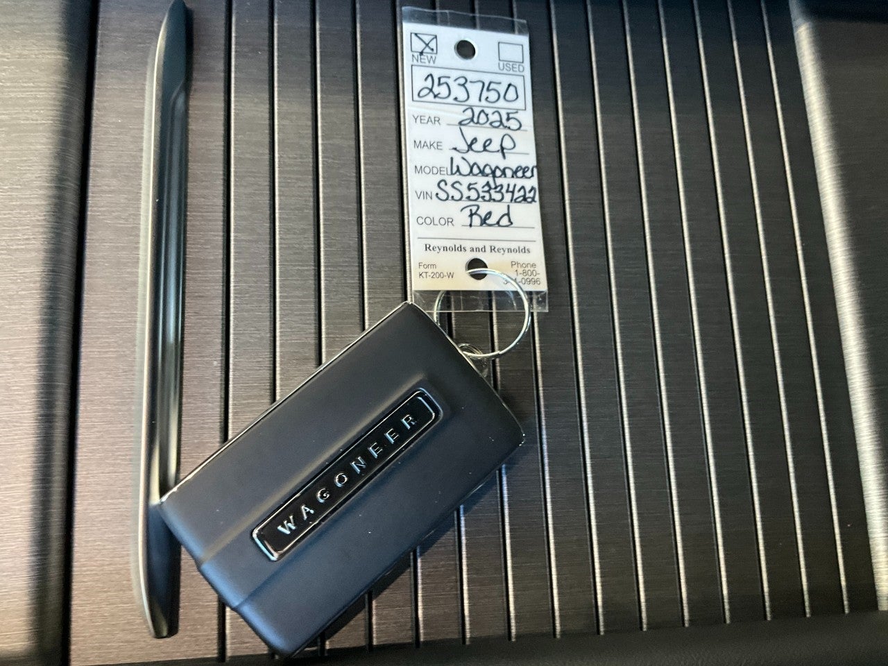 2025 Jeep Wagoneer WAGONEER OVERLAND 4X4