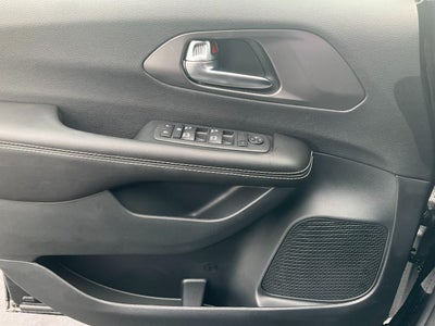 2026 Chrysler Voyager VOYAGER LX