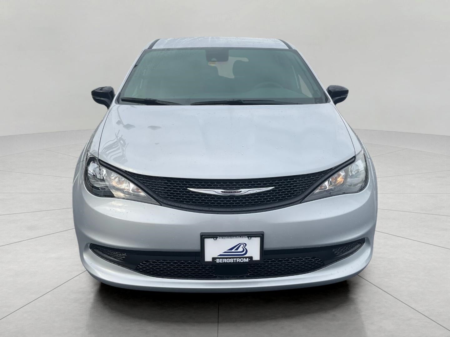 2026 Chrysler Voyager VOYAGER LX