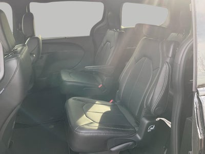 2026 Chrysler Pacifica PACIFICA SELECT AWD
