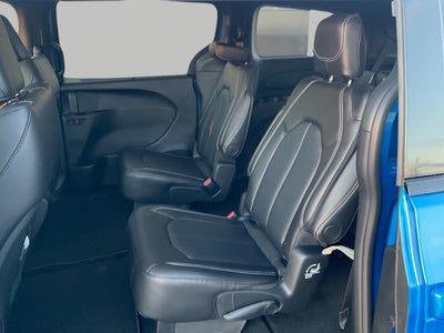 2026 Chrysler Pacifica PACIFICA SELECT AWD