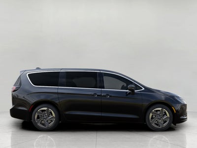 2027 Chrysler Pacifica PACIFICA LIMITED AWD