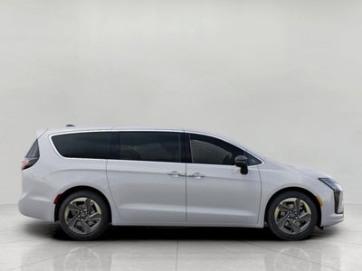 2027 Chrysler Pacifica PACIFICA LIMITED AWD