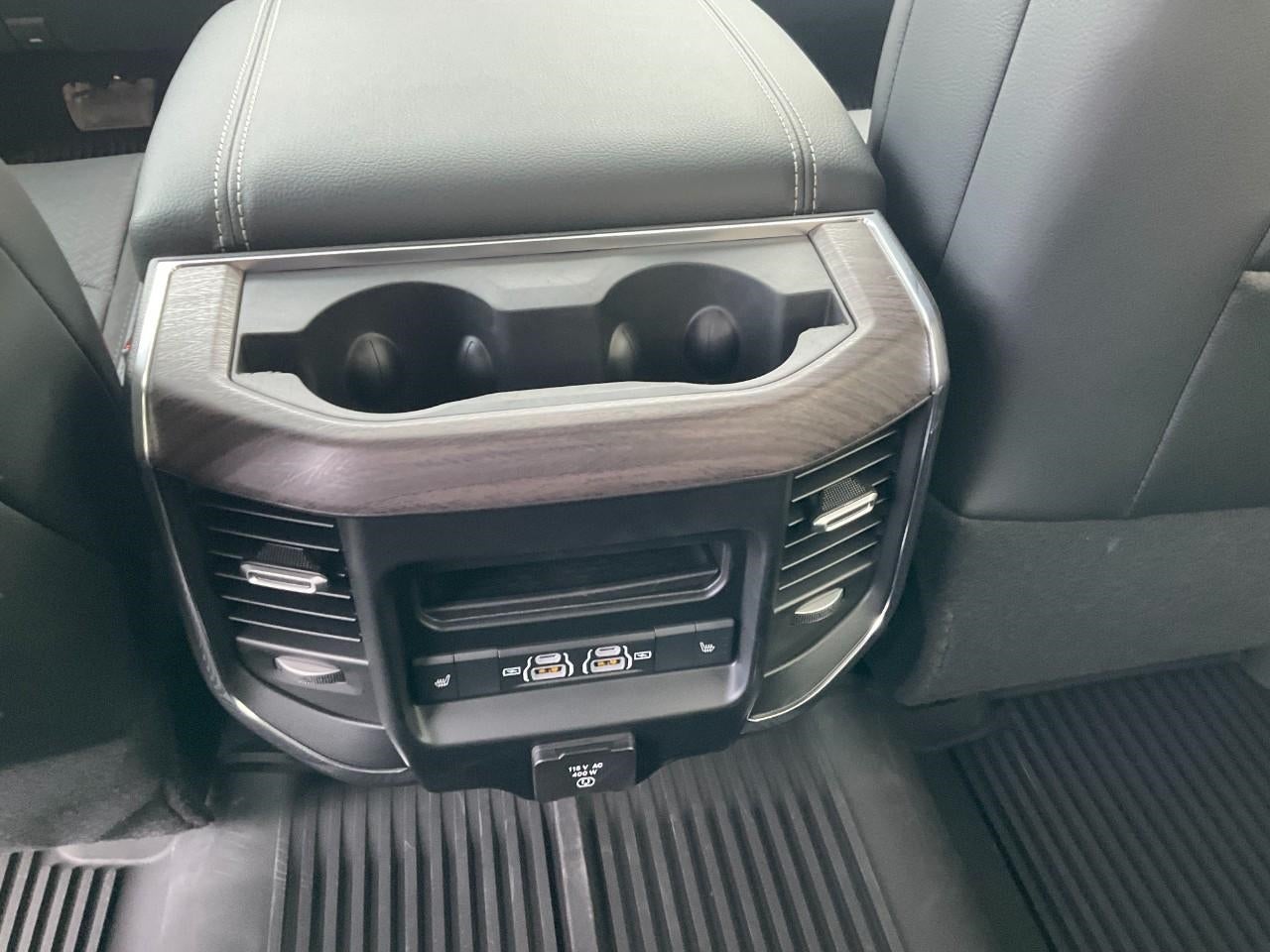 2026 RAM Ram 3500 RAM 3500 LARAMIE CREW CAB 4X4 6'4' BOX