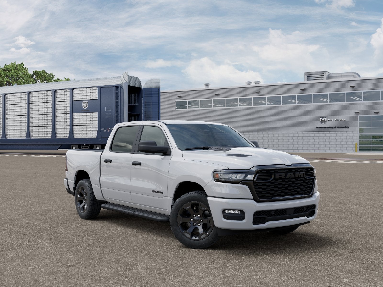 2026 RAM 1500 Express 4x4 Crew Cab 5'7 Box