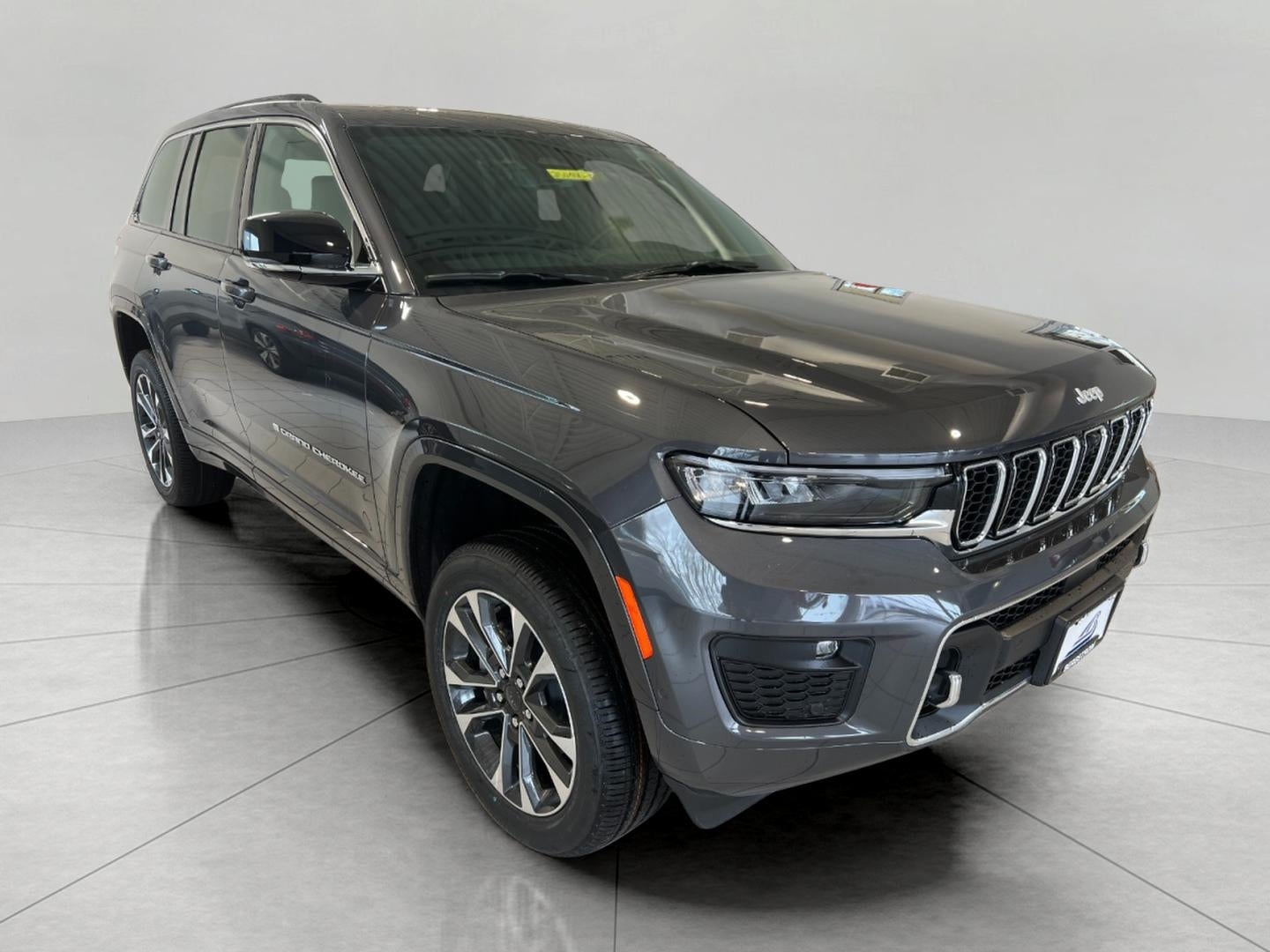 2025 Jeep Grand Cherokee GRAND CHEROKEE OVERLAND 4X4