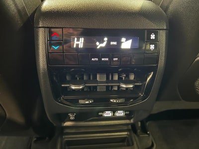 2025 Jeep Grand Cherokee L Altitude 4x4