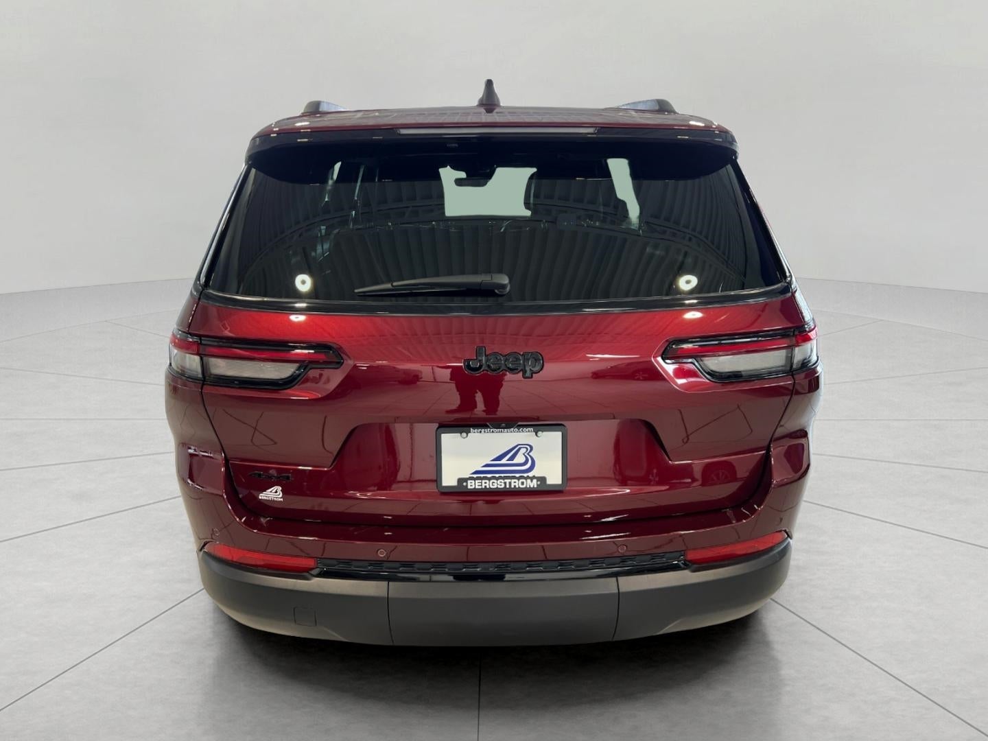 2025 Jeep Grand Cherokee L Altitude 4x4