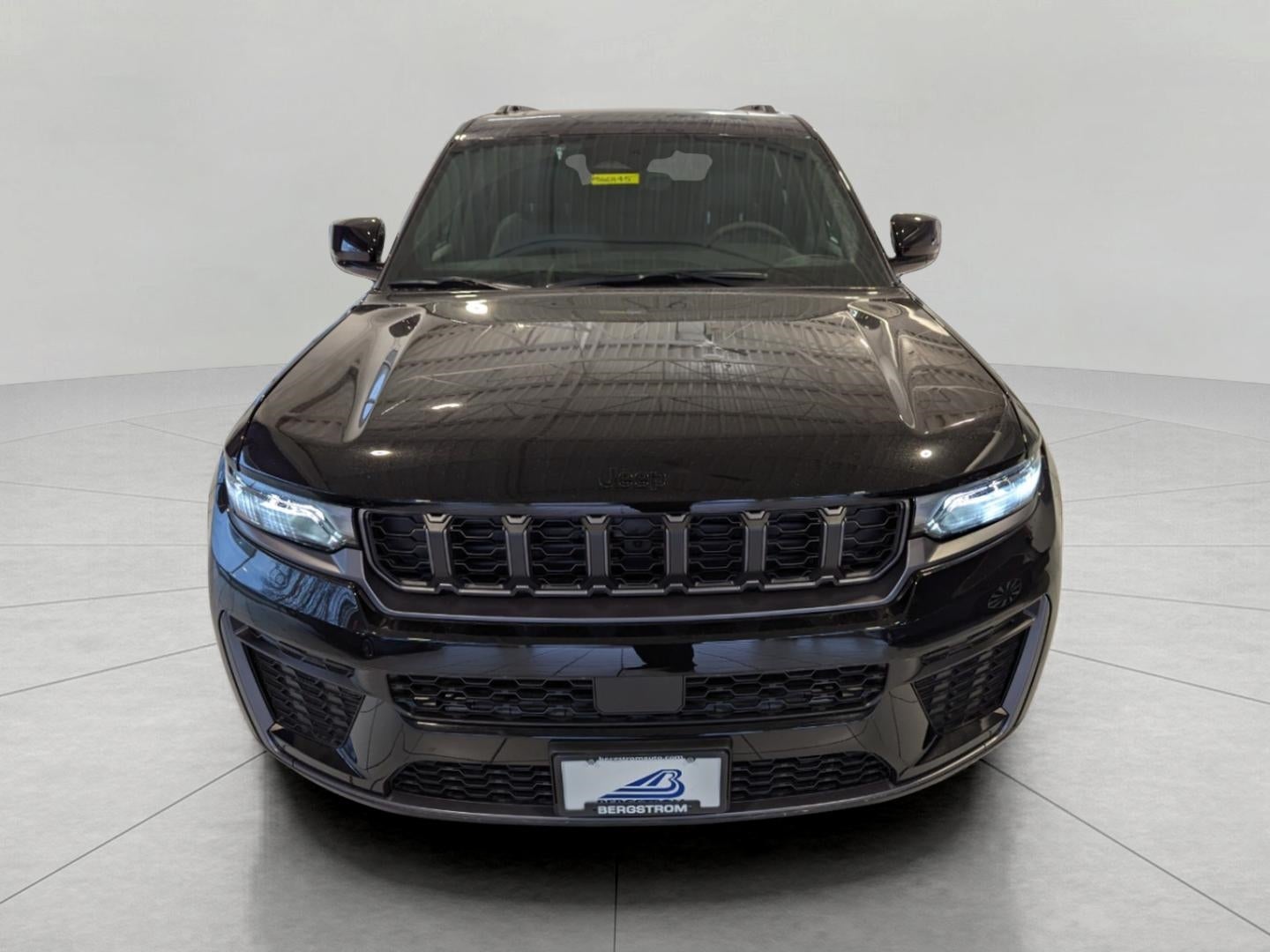 2026 Jeep Grand Cherokee GRAND CHEROKEE L LAREDO ALTITUDE 4X4