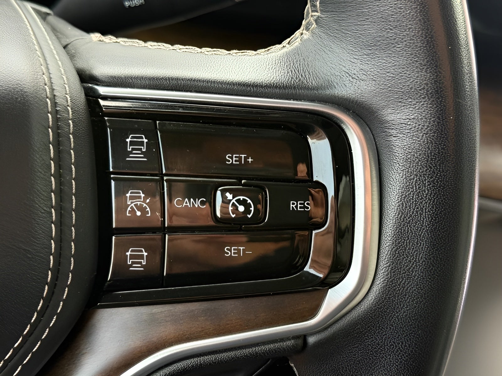 2022 Jeep Grand Wagoneer Series II 4x4