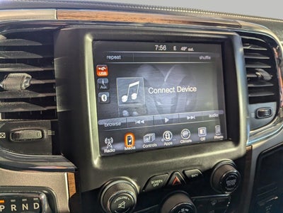 2017 RAM 1500 Laramie Crew Cab 4x4 5'7' Box