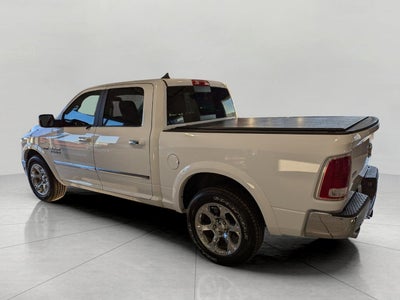 2017 RAM 1500 Laramie Crew Cab 4x4 5'7' Box