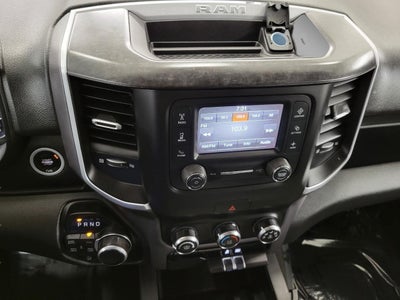 2022 RAM 1500 Big Horn Quad Cab 4x4 6'4' Box