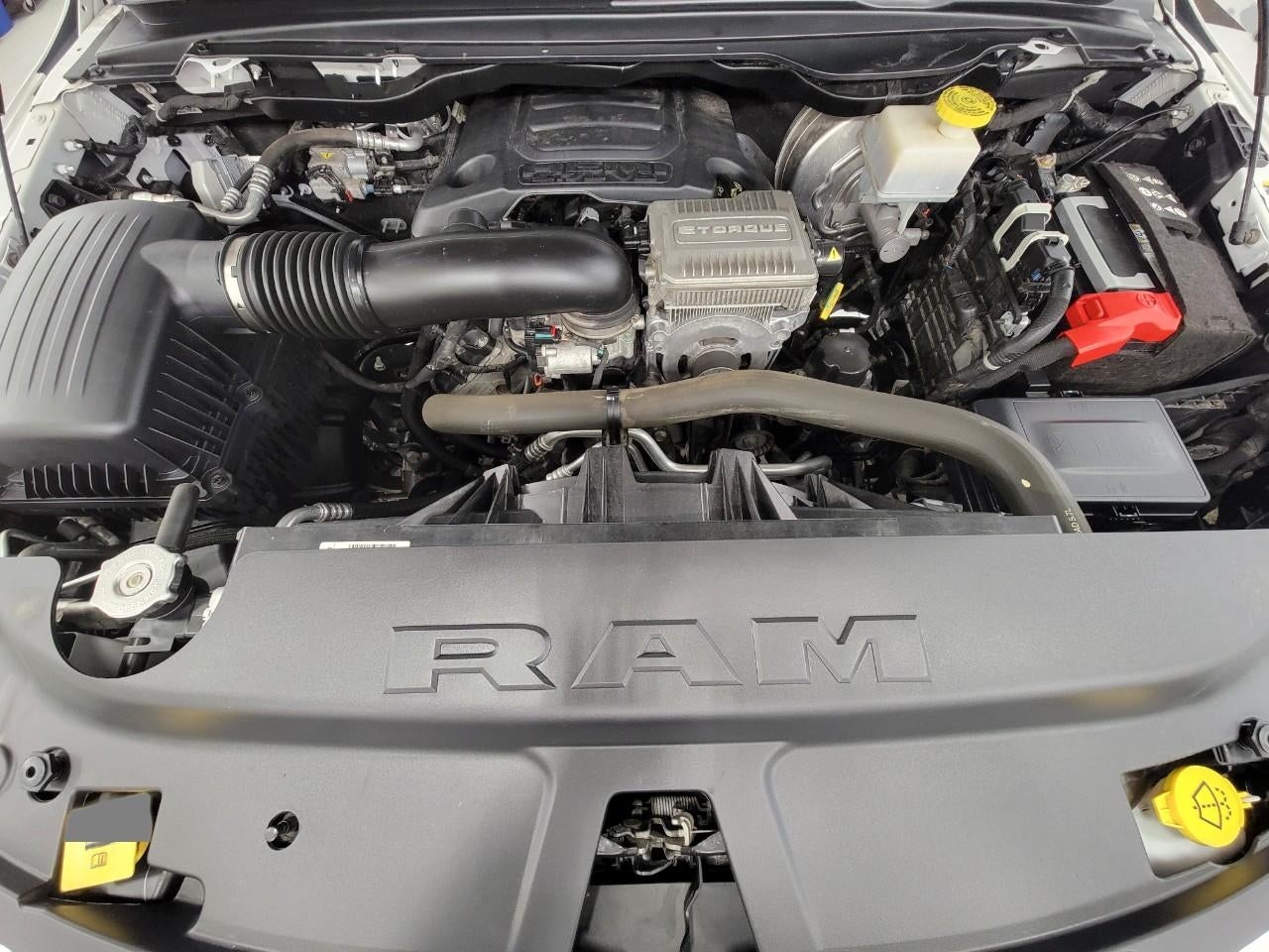 2023 RAM 1500 Laramie Crew Cab 4x4 5'7' Box