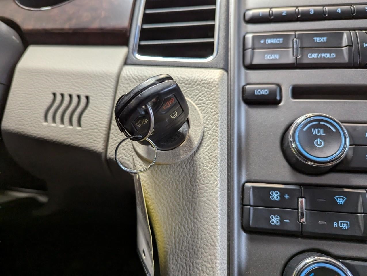 2012 Ford Taurus SEL