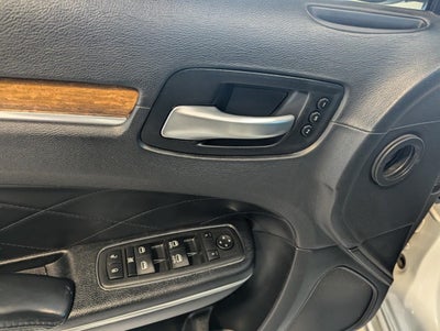 2015 Chrysler 300C Platinum