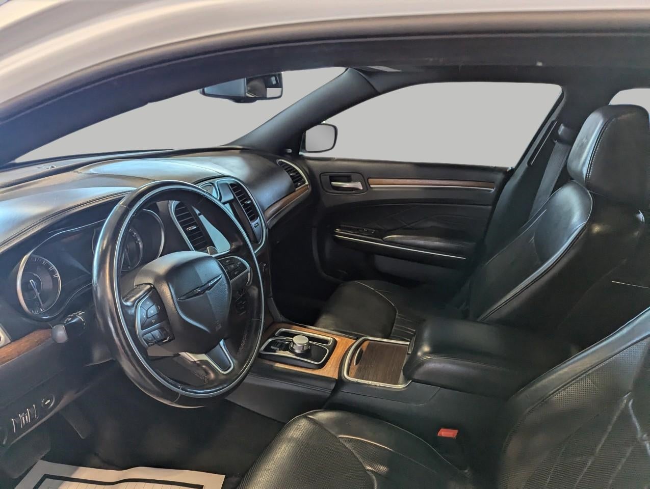 2015 Chrysler 300C Platinum