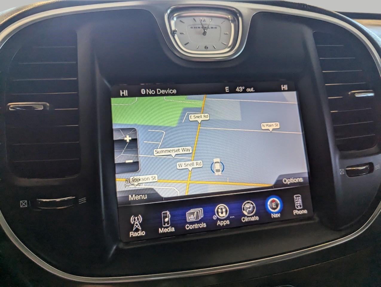 2015 Chrysler 300C Platinum