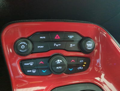 2018 Dodge Challenger SXT