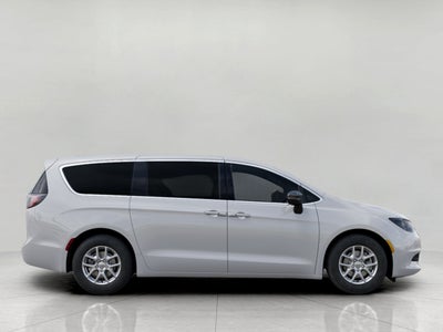 2026 Chrysler Voyager LX FWD