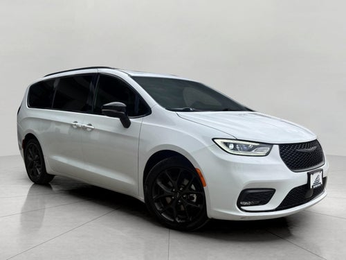 2025 Chrysler Pacifica Limited FWD