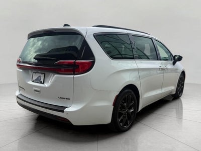 2025 Chrysler Pacifica Limited FWD