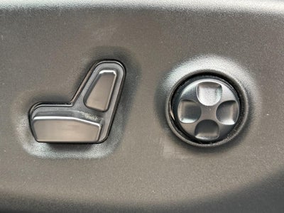 2025 Chrysler Pacifica Limited FWD