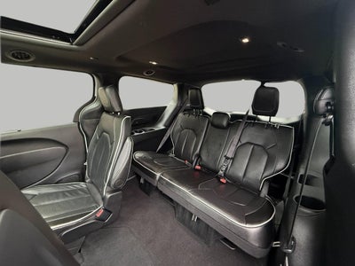 2025 Chrysler Pacifica Limited FWD