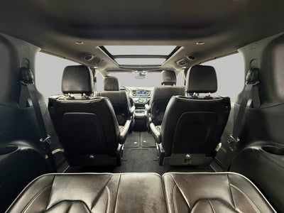 2025 Chrysler Pacifica Limited FWD