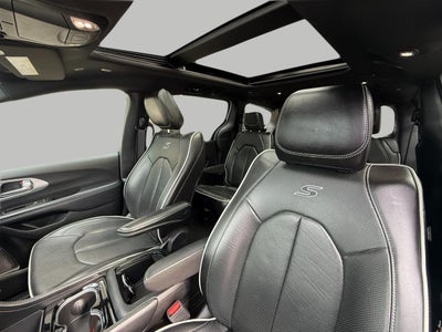 2025 Chrysler Pacifica Limited FWD